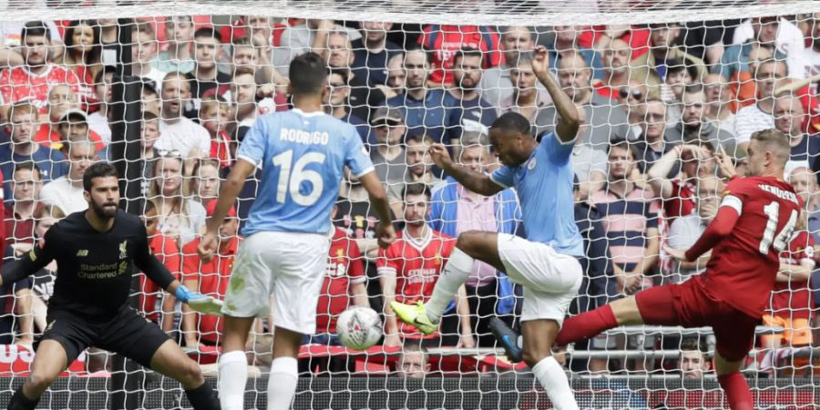 Raheem Sterling bringt Manchester City in der 12. Minute in Führung