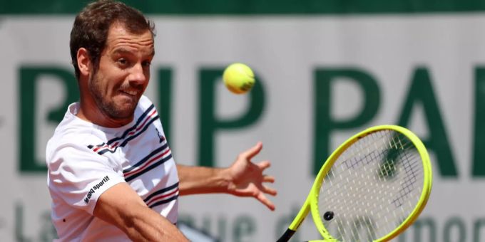 Richard Gasquet im Einsatz an den French Open. Richard Gasquet roger federer