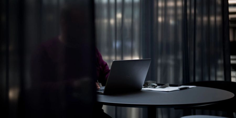 Ab 2025 sind Unternehmerinnen und Unternehmer in Deutschland dazu verpflichtet, im Geschäftsverkehr mit anderen Unternehmen elektronische Rechnungen auszustellen.