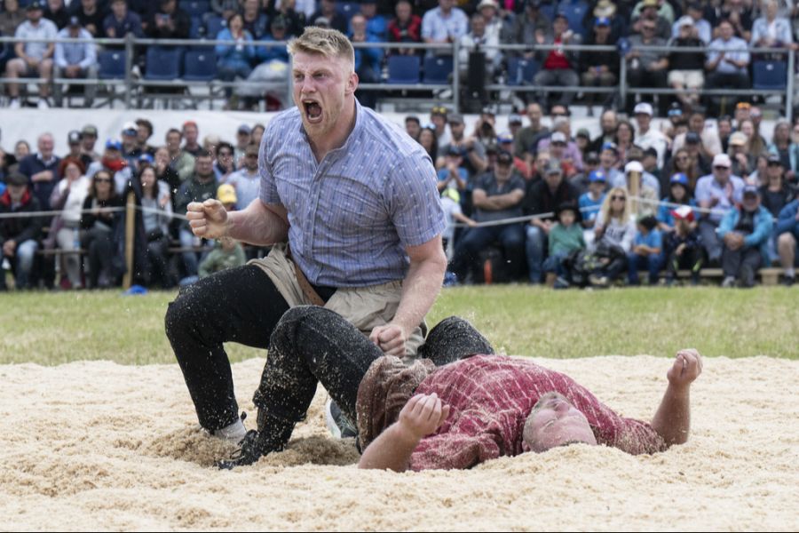 mittelländisches Schwingfest