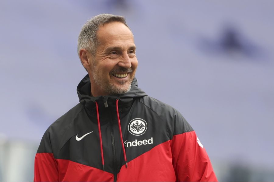Von YB aus wechselt er 2018 zu Eintracht Frankfurt.