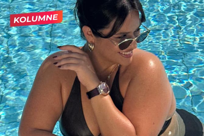 Kolumnistin und Curvy-Model Stella