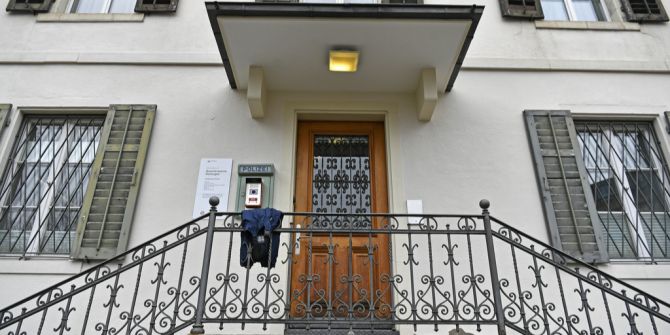 Polizeiwachen Zürich Kürzungen überlastet