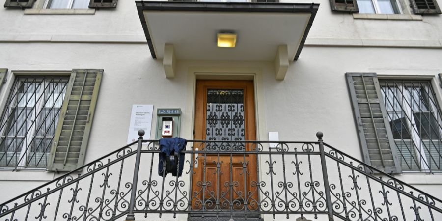 Polizeiwachen Zürich Kürzungen überlastet