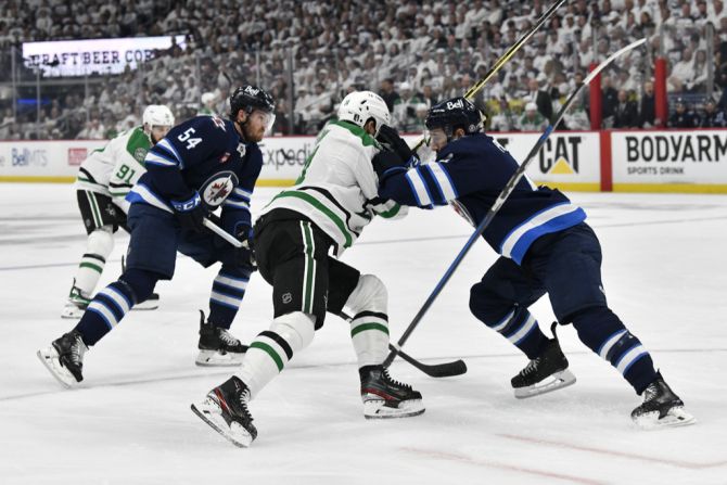 Nino Niederreiter Winnipeg Dallas