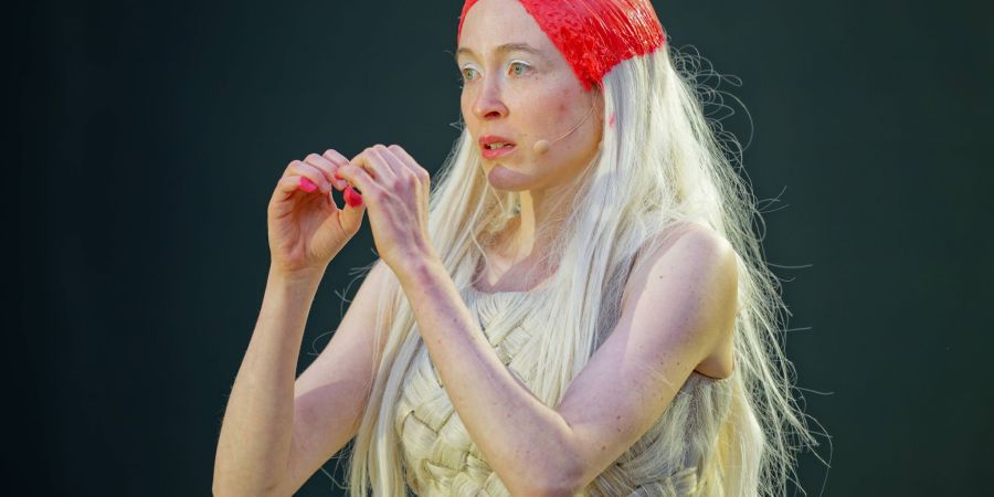 Kriemhild Hamann als zunächst zerbrechliche, dann rachedurstige Kriemhild. (Archivfoto)