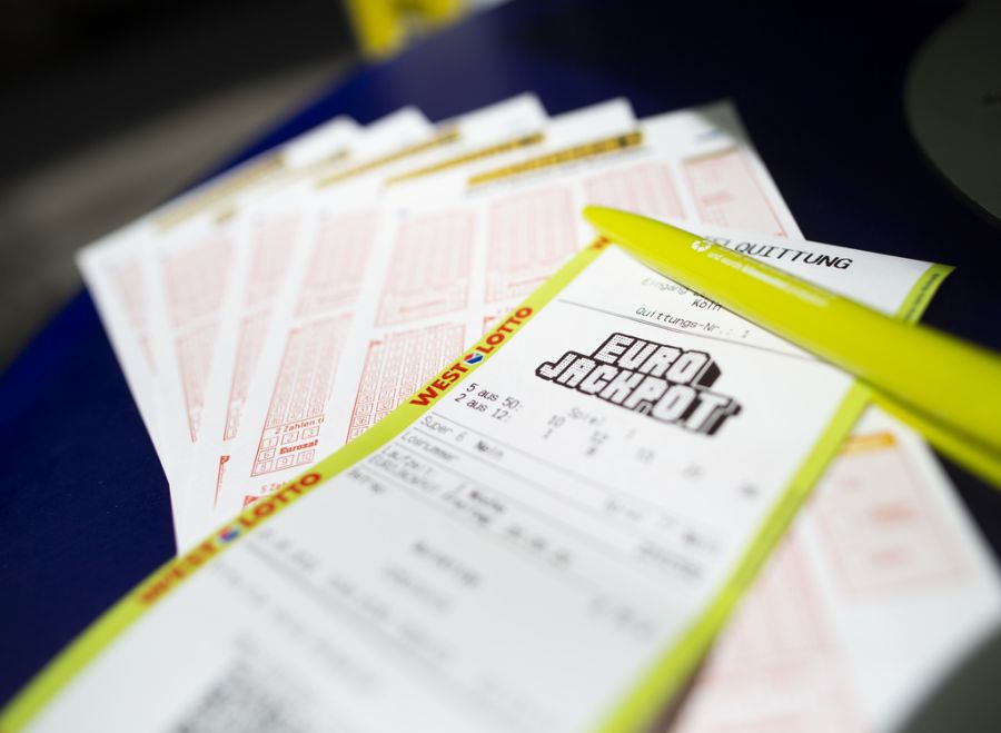 Die vermeintlichen Lotto-Millionäre stehen nun alle mit einem kleinen Gewinn da.