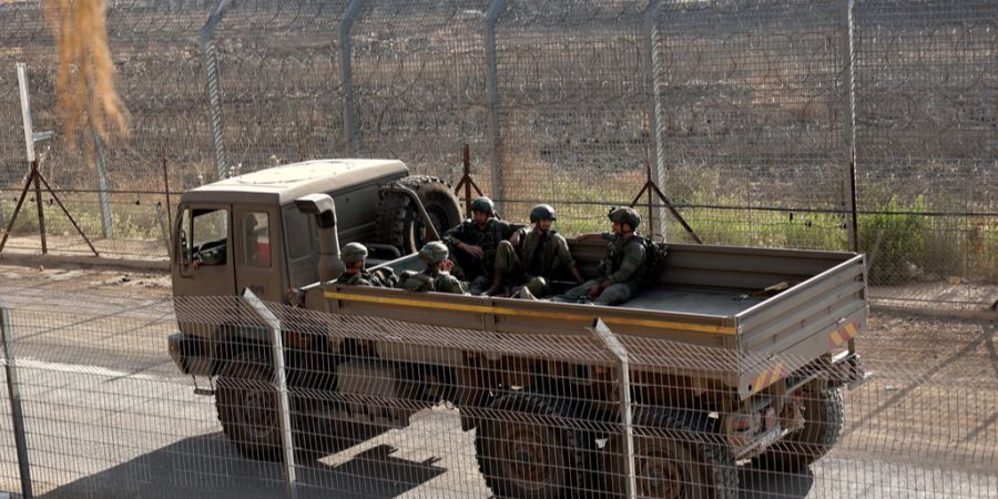 Syrien Militär Fahrzeug Soldaten