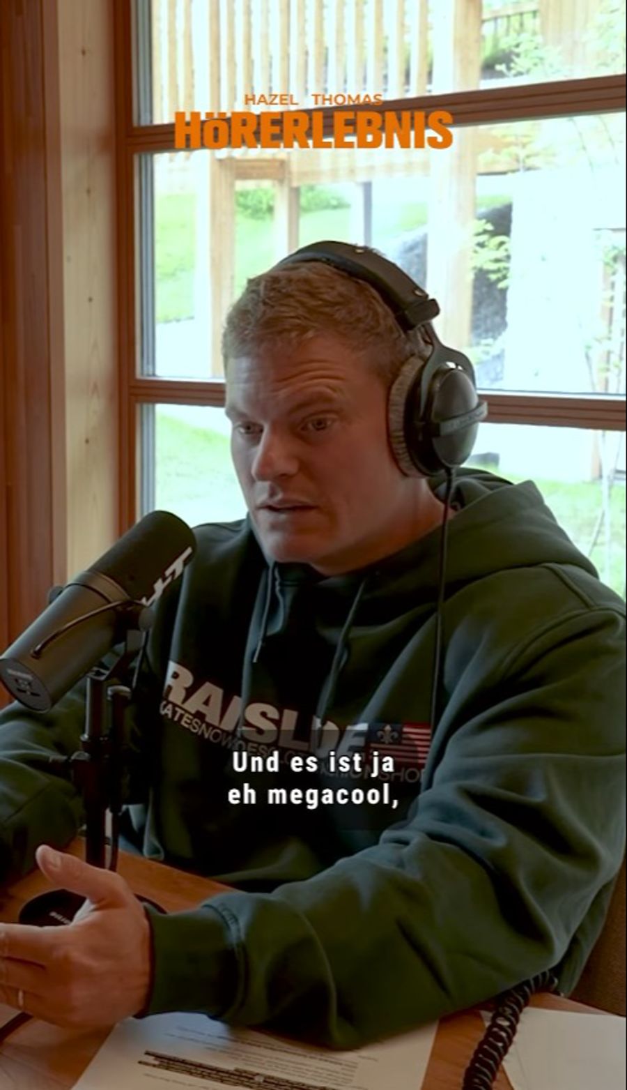 Hier spricht Thomas Spritzer über den unglaublichen Abend, wo die drei ESC-Moderatorinnen nicht an eine Party reingelassen wurden.