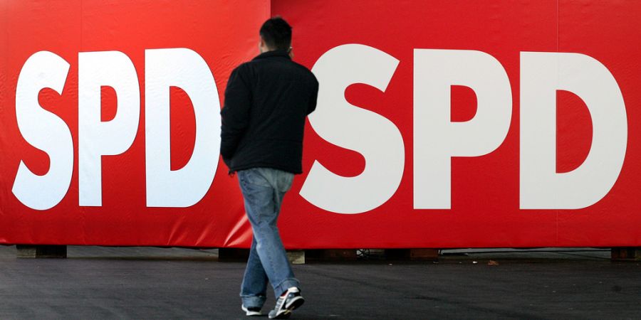 SPD Manifest Plakat Mann