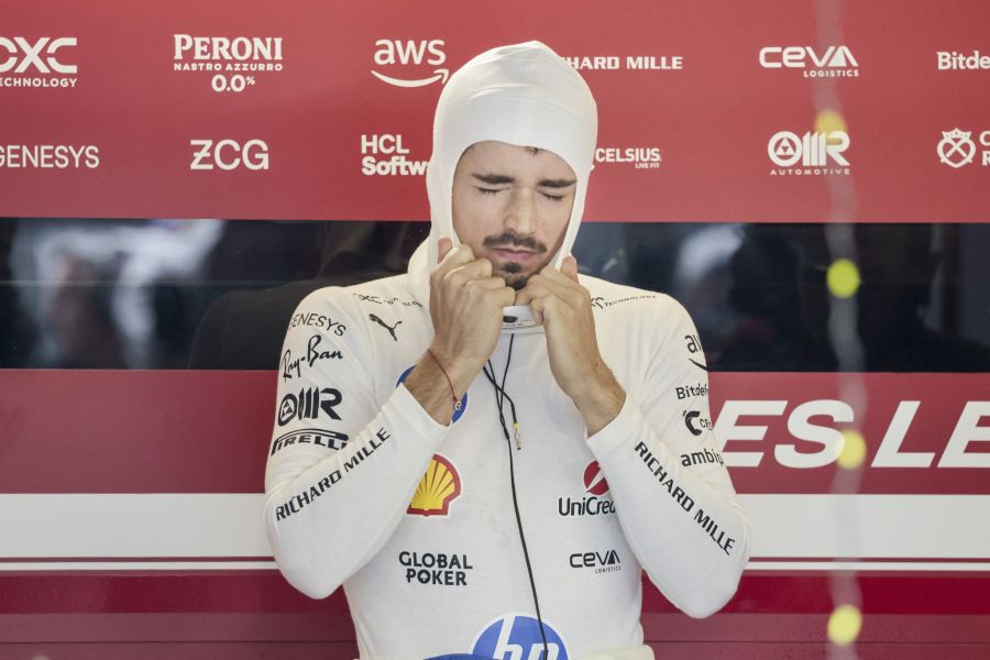 Ferrari Lewis Hamilton
