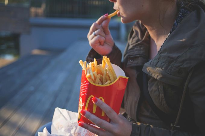 Beim «Fast Food» von McDonald's kann es auch mal länger dauern. McDonald's