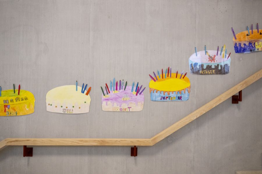 Trotzdem dauert es in der Schweiz vier bis sechs Monate, bis ein Kind wieder zurück im Herkunftsland ist. (Symbolbild)