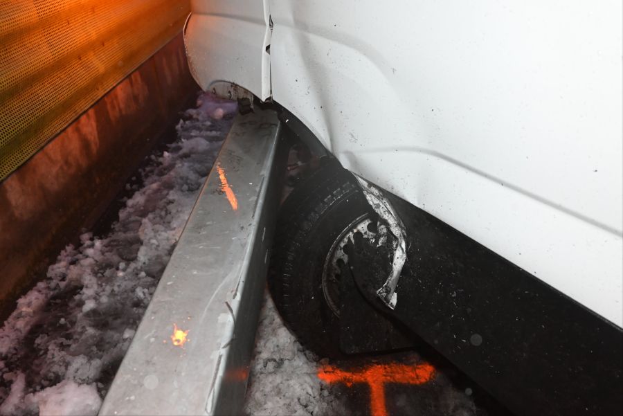 Durch den Unfall entstand ein langer Stau.