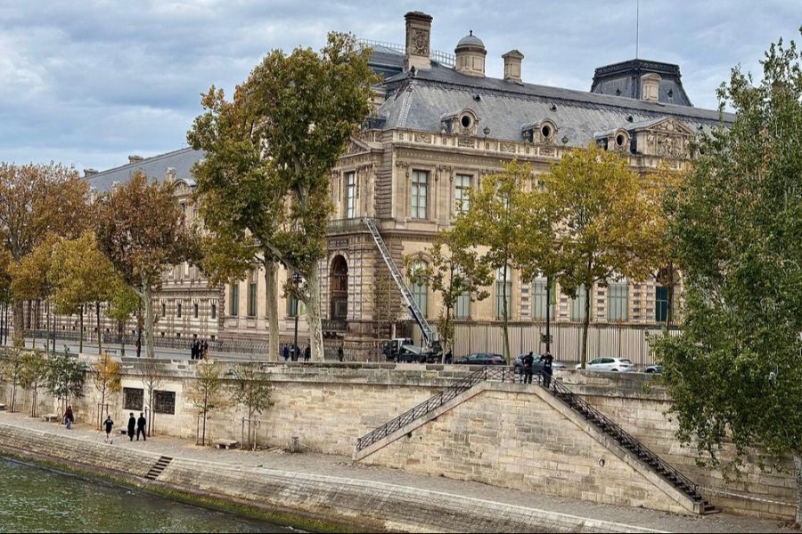 Zudem gibt es an der 3000 Meter langen Aussenmauer des Museums bloss fünf Kameras.