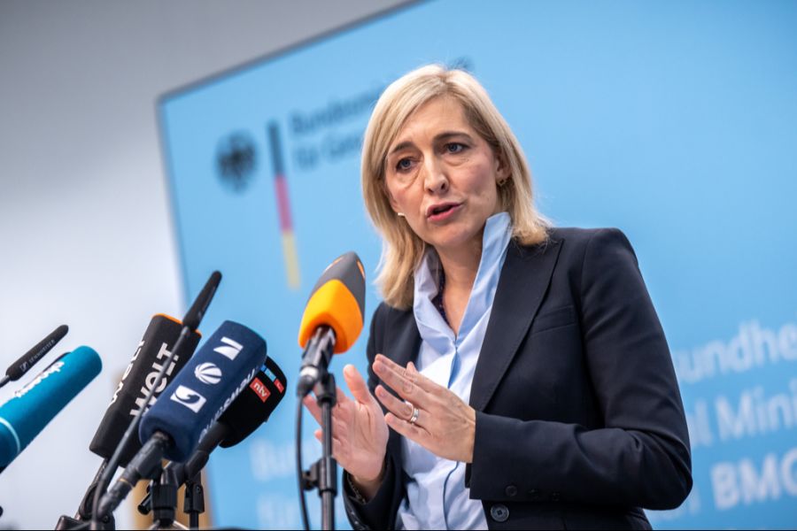 Bundesgesundheitsministerin Nina Warken Initiative