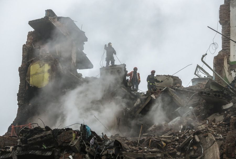Der Friedensplan soll den Krieg zwischen Russland und der Ukraine beenden. (Im Bild: Ukrainisches Rettungsteam in der Stadt Ternopil am 20. November 2025)