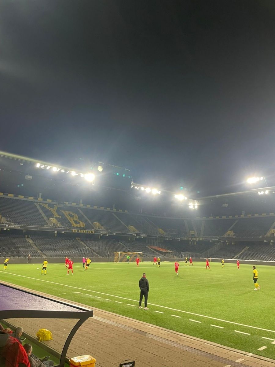 Die tapferen Zuschauern kamen auf ihre Kosten: Gleich 12 Tore gab es zu sehen.