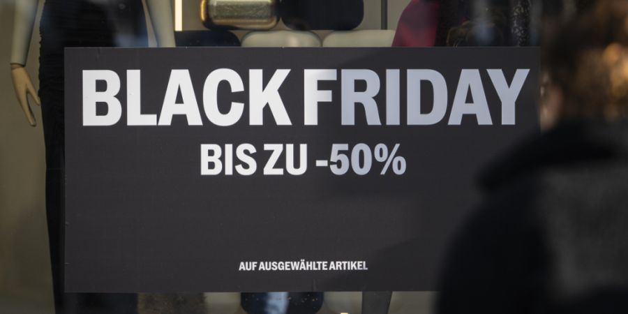 Der diesjährige Black Friday hat sich laut einer Studie des Gottlieb Duttweiler Instituts (GDI) für den Schweizer Detailhandel nicht ausgezahlt. (Archivbild)