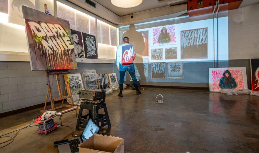 Kunst Ausstellung Raum Experiment