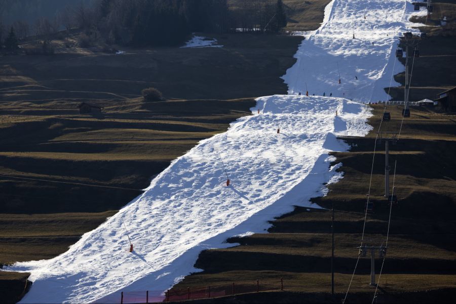 Und auch in Savognin würde Schneefall die Landschaft etwas winterlicher erscheinen lassen.
