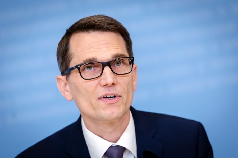 LEITZINS, BANK, NATIONALBANK, ZINS, GELD, NOTENBANK, SCHLEGEL, MARTIN,