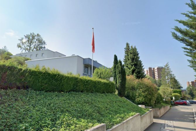 zug oberwiler kirchweg