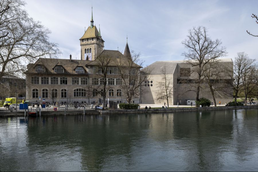 Das Landesmuseum Zürich liegt am Ufer der Sihl, direkt beim Zürcher Hauptbahnhof.