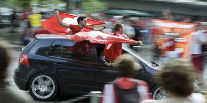 Euro 2024 - Werde ich gebüsst, wenn ich nach dem Spiel Hupen gehe?