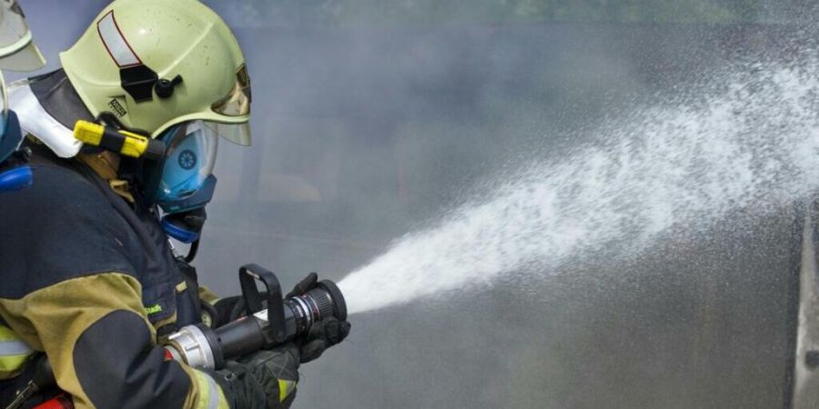Die Abteilung für Umwelt des Kantons Aargau befragt derzeit die Gemeinden zu früheren Löschübungen und Bränden, bei denen PFAS-haltige Schaumlöschmittel eingesetzt wurden. (Archiv...