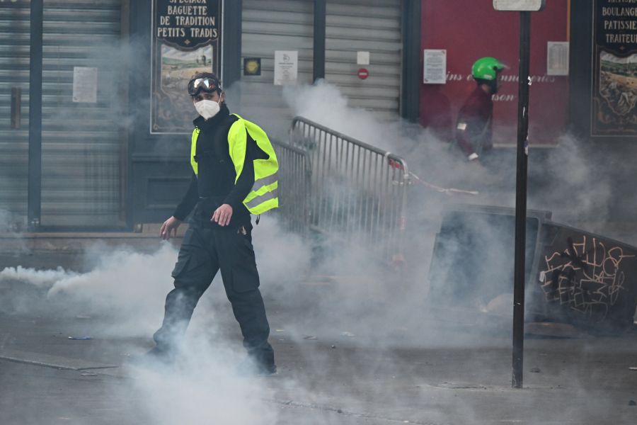 Über die Schweizer Personen und ihre Verbindung zu den Schülerprotesten ist noch nichts bekannt.