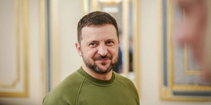 «Wir bereiten noch sieben neue Sicherheitsdokumente für unser Land vor – bilaterale Sicherheitsabkommen», sagt Wolodymyr Selenskyj, «darunter auch mit den USA». Ukraine Krieg