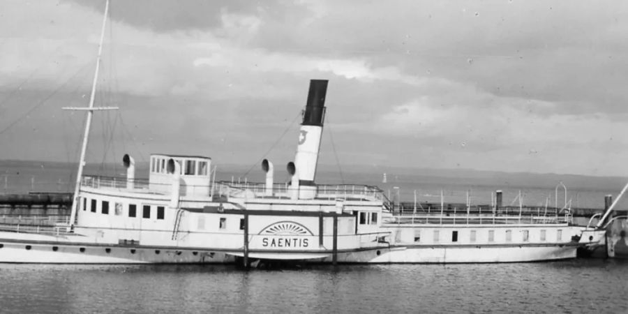 Bei den Vorbereitungen für die Bergung der DS Säntis aus dem Bodensee ist ein Taucher beinahe tödlich verunglückt.