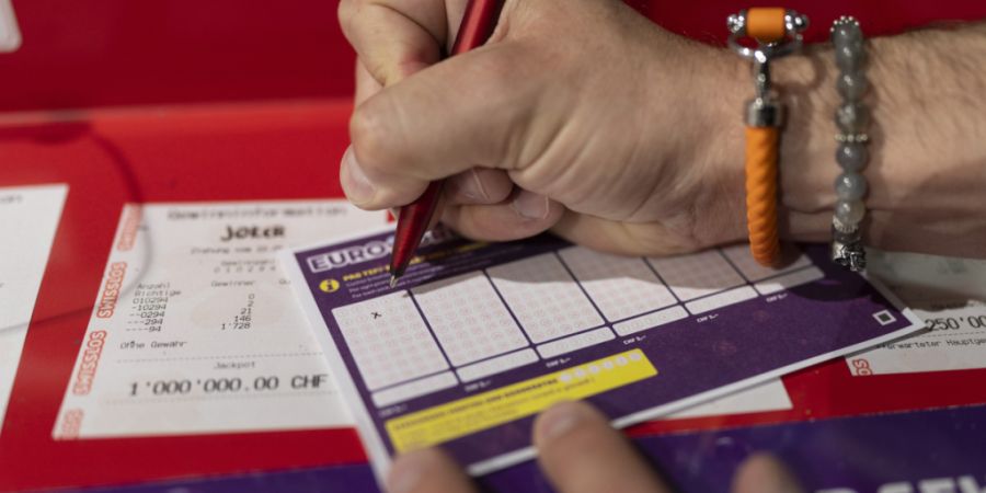 Eurodreams-Spielschein, fotografiert im Juni 2024 an einer Verkaufsstelle in Zürich. (Symbolbild)