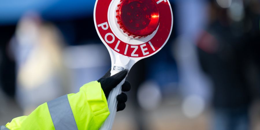 Ein E-Scooter-Fahrer krachte in Feldkirch A in einem Polizisten. (Symbolbild)
