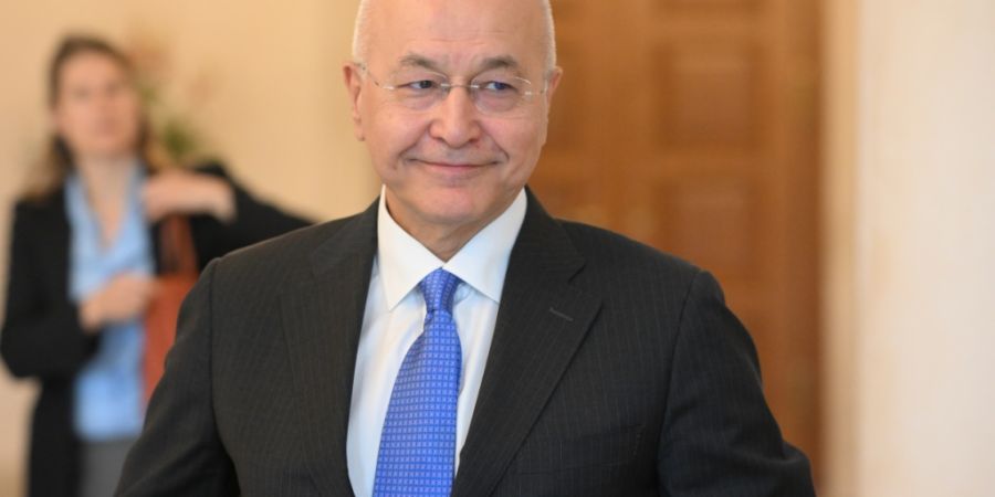 ARCHIV - Barham Salih, Hoher Flüchtlingskommissar der Vereinten Nationen (UN), steht vor einem Gespräch mit Bundespräsident Steinmeier im Schloss Bellevue. Foto: Bernd von Jutrczenka/dpa