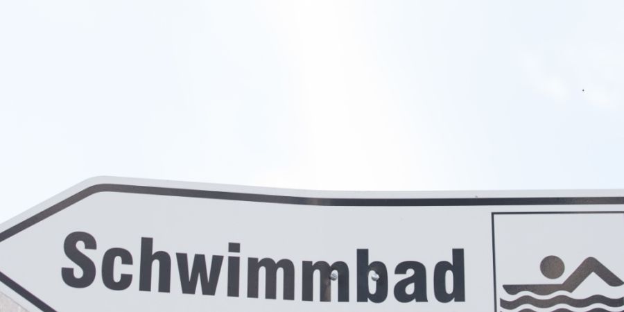 In der Badi Feldkrich A musste ein Dreijähriger wiederbelegt werden. (Symbolbild)