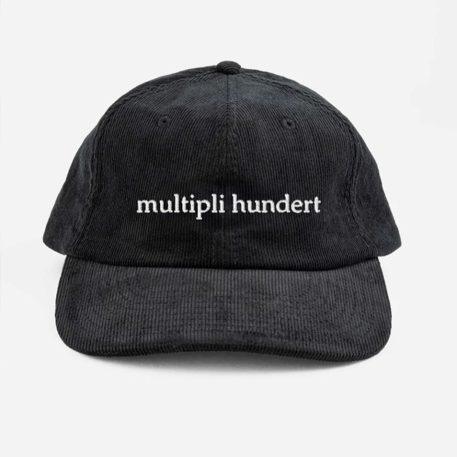Caps