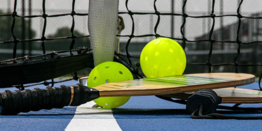 Pickleball Netz Schläger Ball