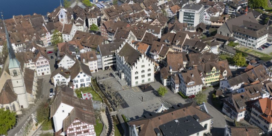 In der Stadt Zug ist der Wohnraum knapp: 2025 lag die Leerwohnungsziffer bei 0,28 Prozent. (Archivbild)