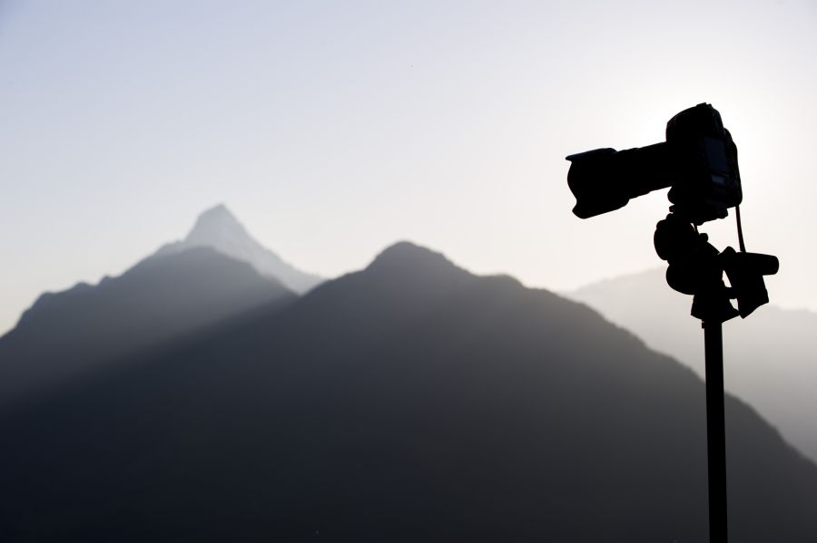 Die Frau war gerade dabei, Fotos zu machen, als sie abrutschte und 600 Meter in die Tiefe stürzte.