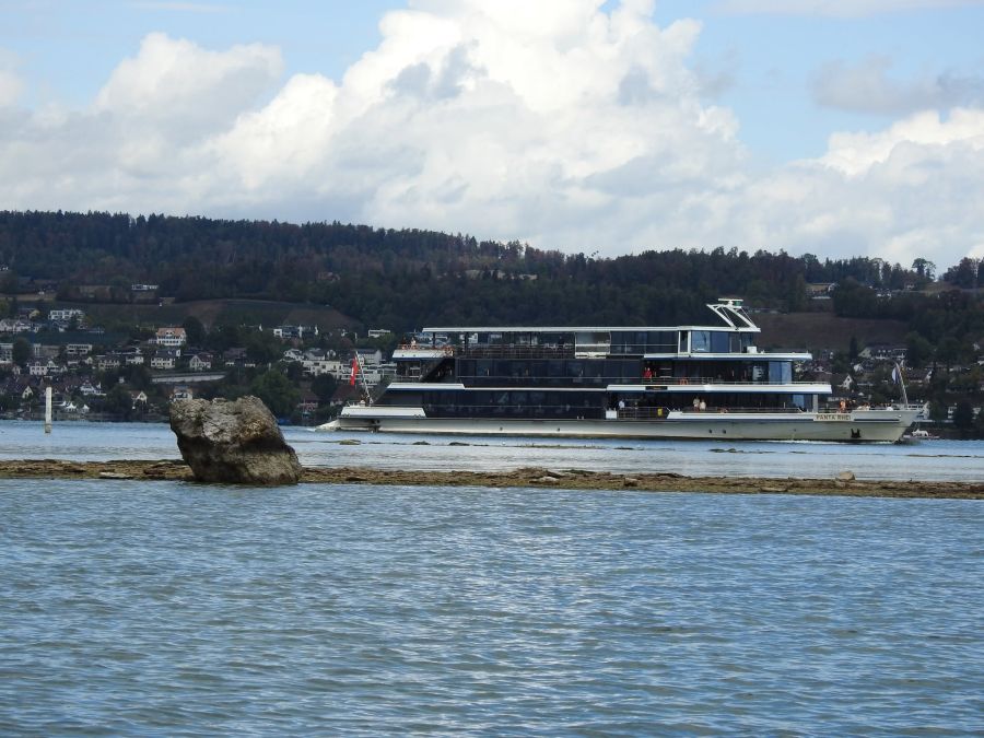 Die Schifffahrt ist dadurch beschränkt.