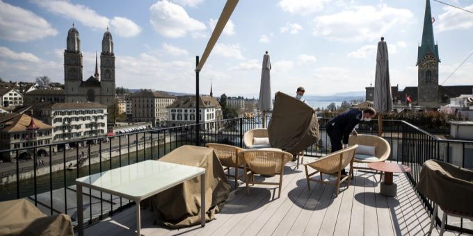 Die Bar «The Nest» befindet sich auf dem Dach des Luxushotels Storchen in Zürich. (Archivbild) the nest