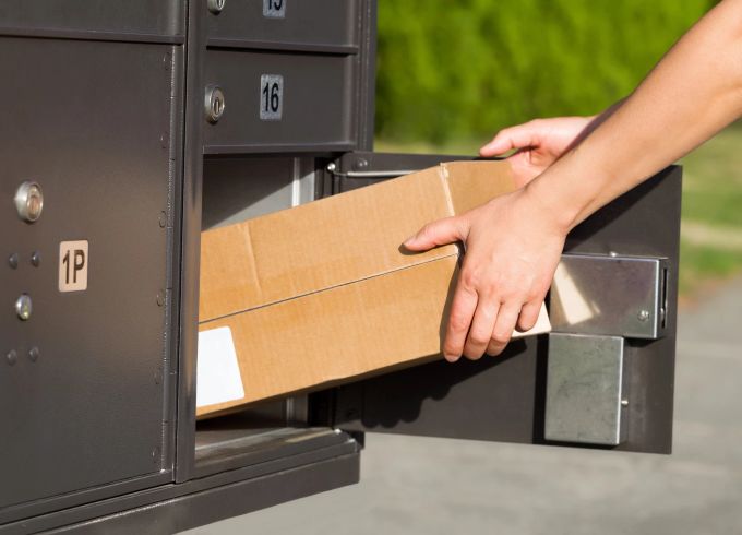 Achten Sie auf die Adresse – ist das Paket wirklich an Sie adressiert? paket