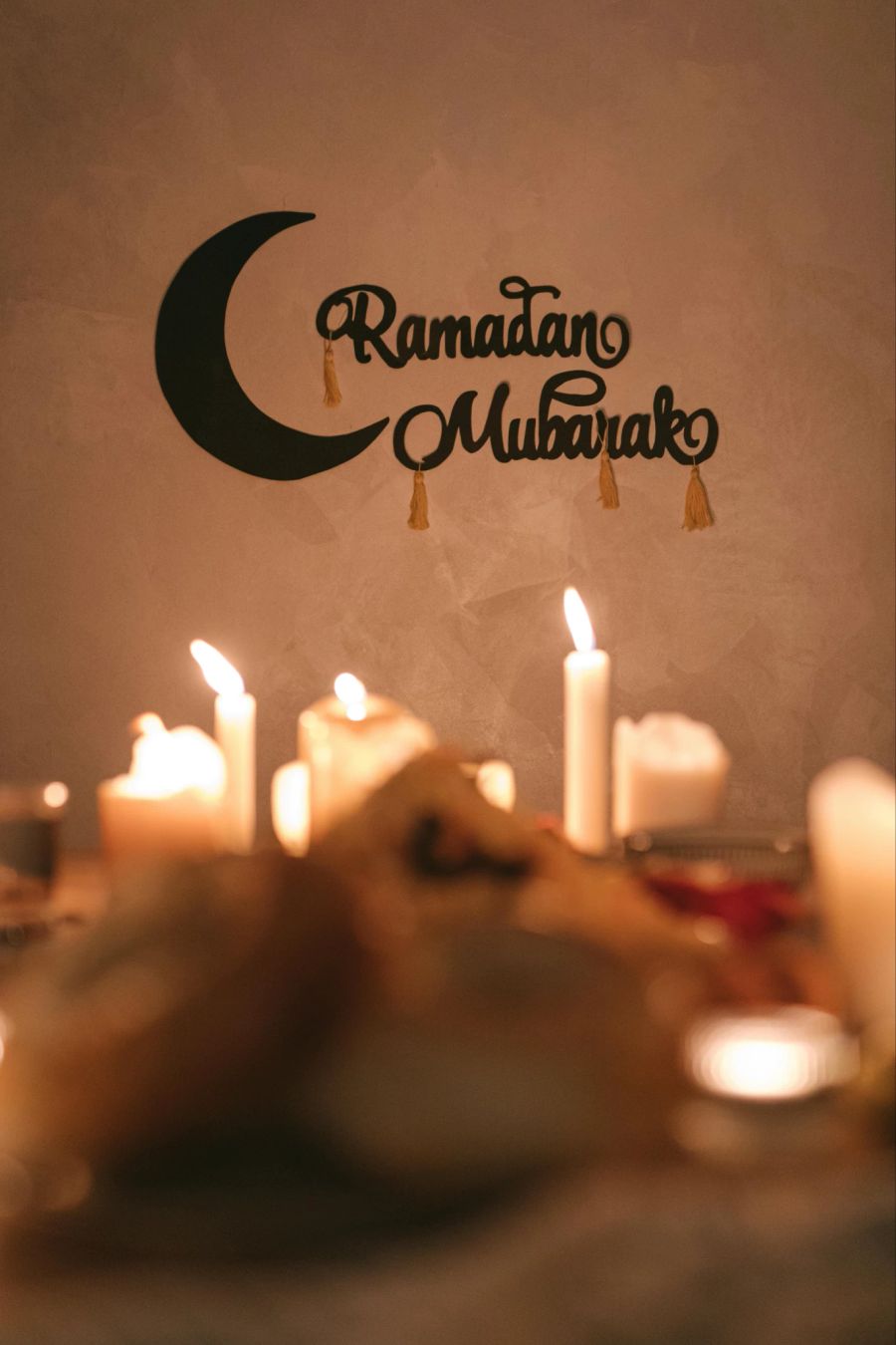 Während sich Christen «schöne Weihnachten» oder «frohe Ostern» wünschen, sagen Muslime «Ramadan Mubarak».