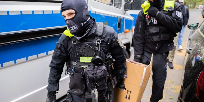 Nach Grossrazzia - Anklage gegen fünf Klimaaktivisten in Deutschland