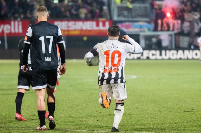 Xherdan Shaqiri rettet dem FC Basel in Lugano per Penalty einen Punkt. FC Basel