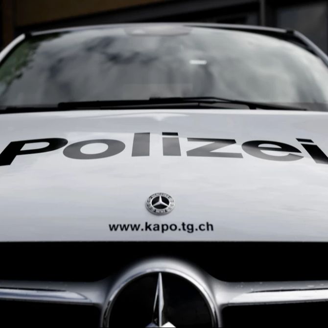 motorenöl arbon tg polizeiwagen