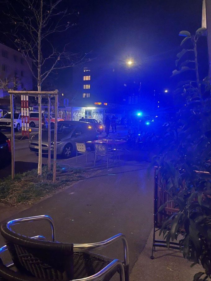 Die Polizei ist nach den Schüssen im Berner Länggasse-Quartier im Einsatz. bern