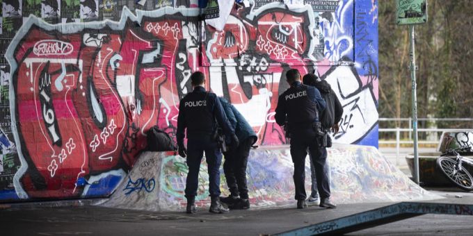 Die Reitschule in Bern ist zunehmend zum Schauplatz von Gewalt geworden. Reitschule